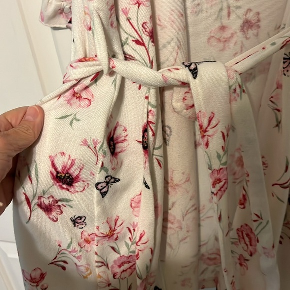 Laura Ashley robe - Picture 4 of 4